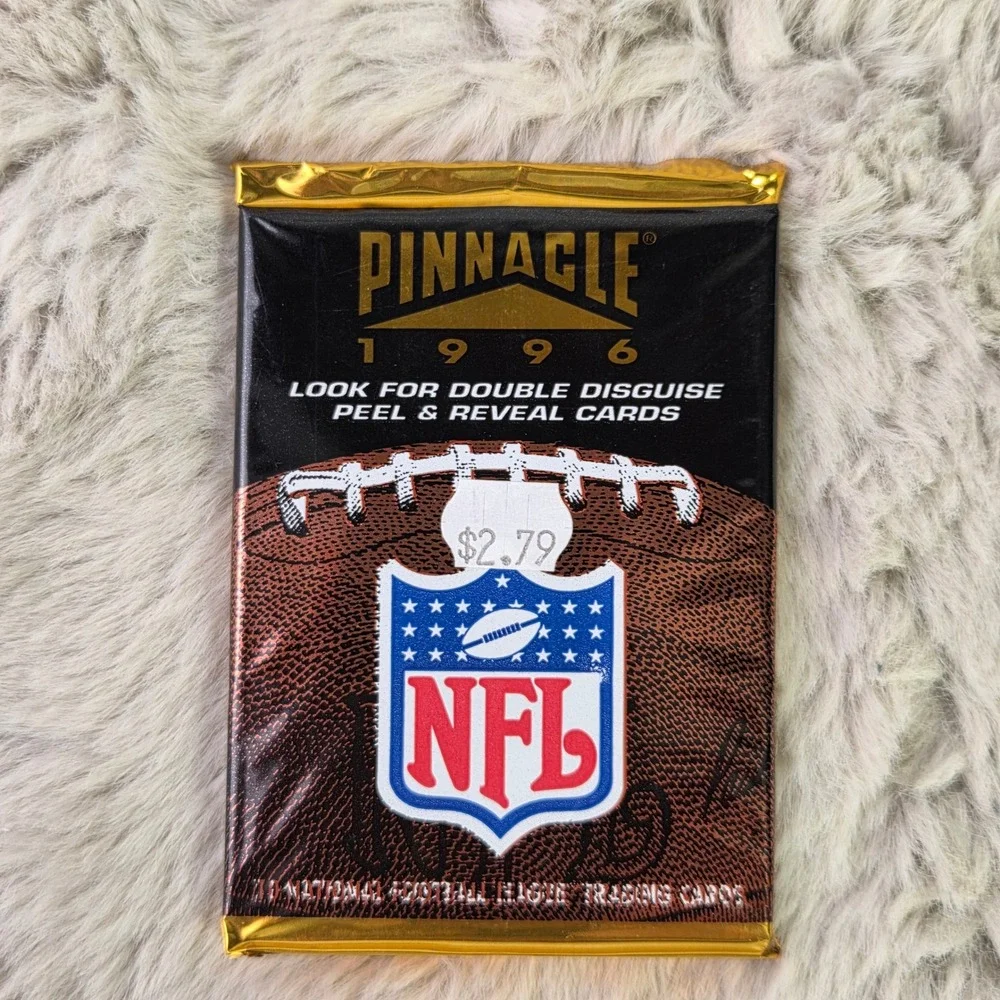 Lot of 7 1996 Pinnacle NFL Football Trading Card Packs Sealed 10 Cards Per Pack